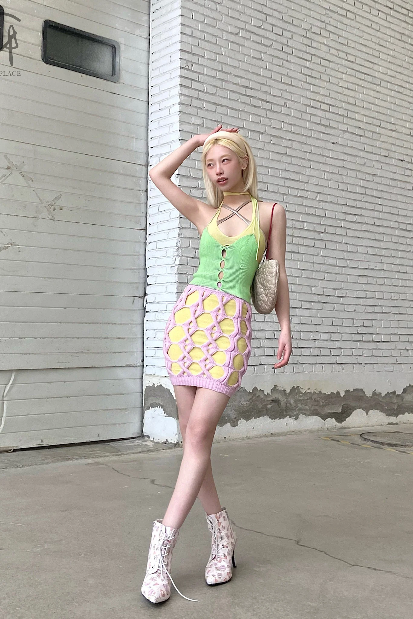 Thumbnail 9