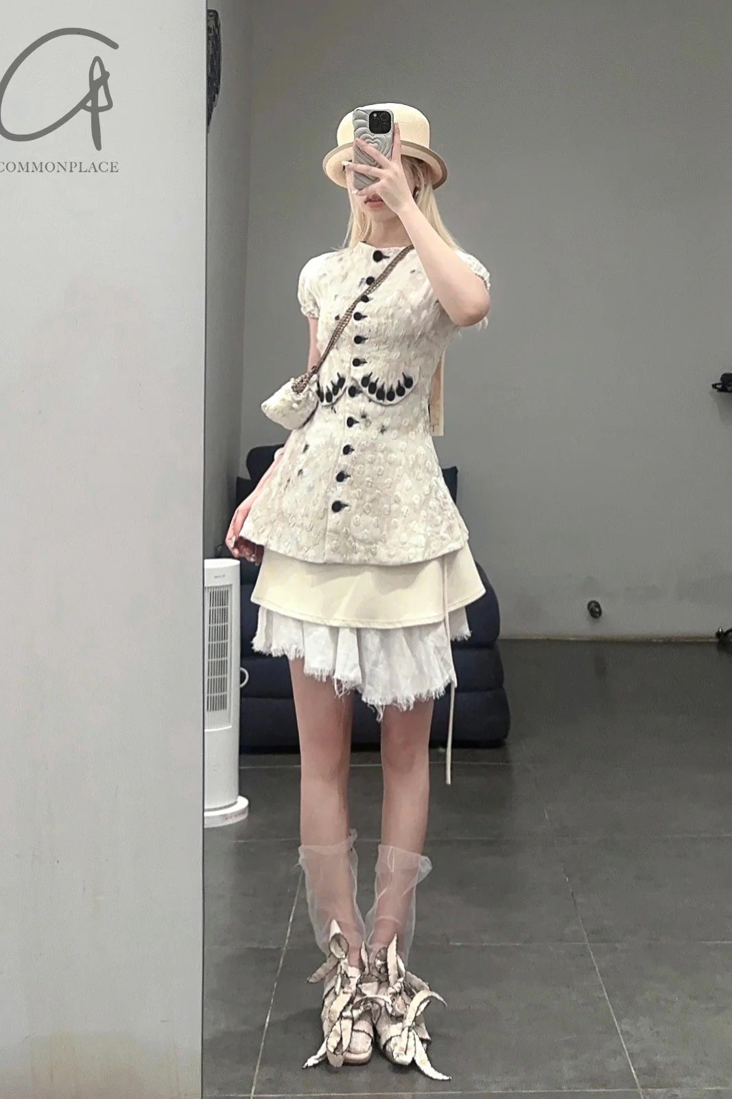 Thumbnail 11
