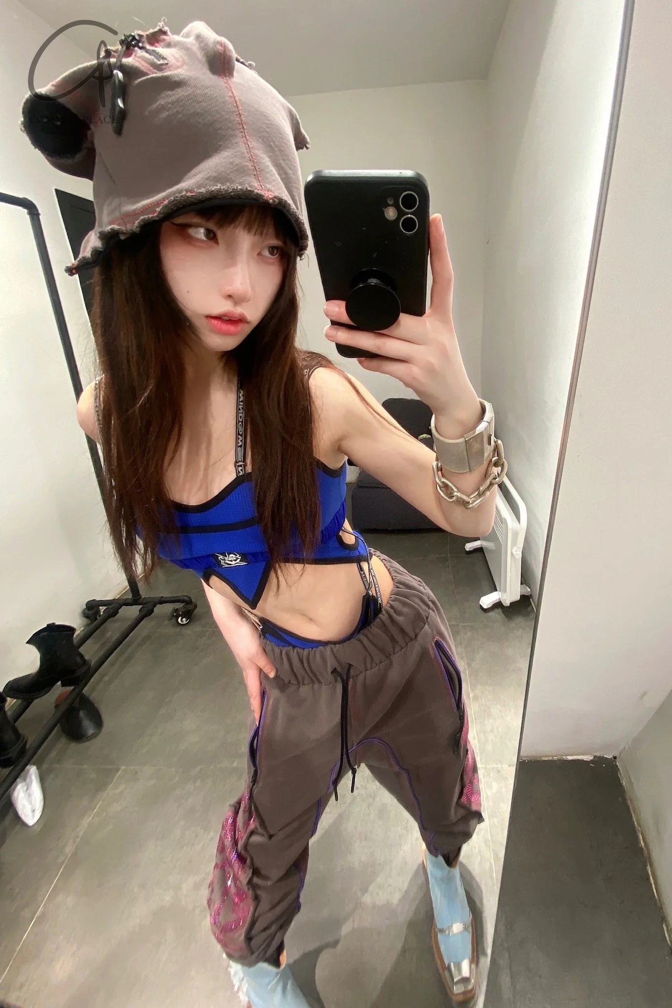 Thumbnail 3